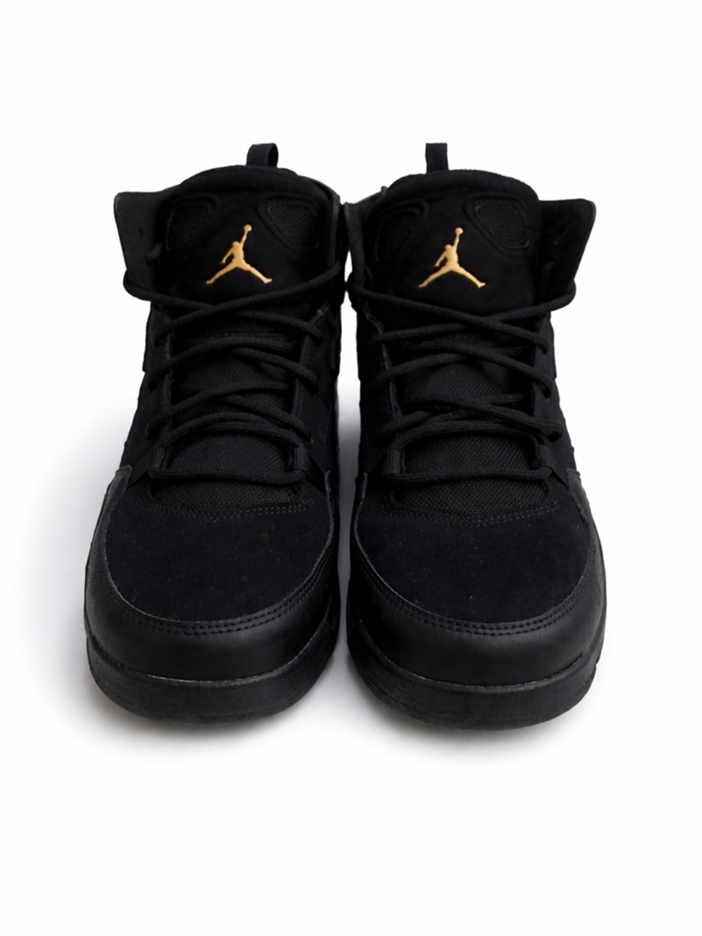 Nike Jordan 6 Ring (Youth 6, Women’s 7.5, Men’s 6) comes with a bonus pair!